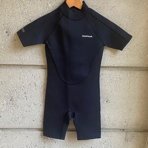 Kids Aunua 3mm Shorty Wetsuit Sz 10